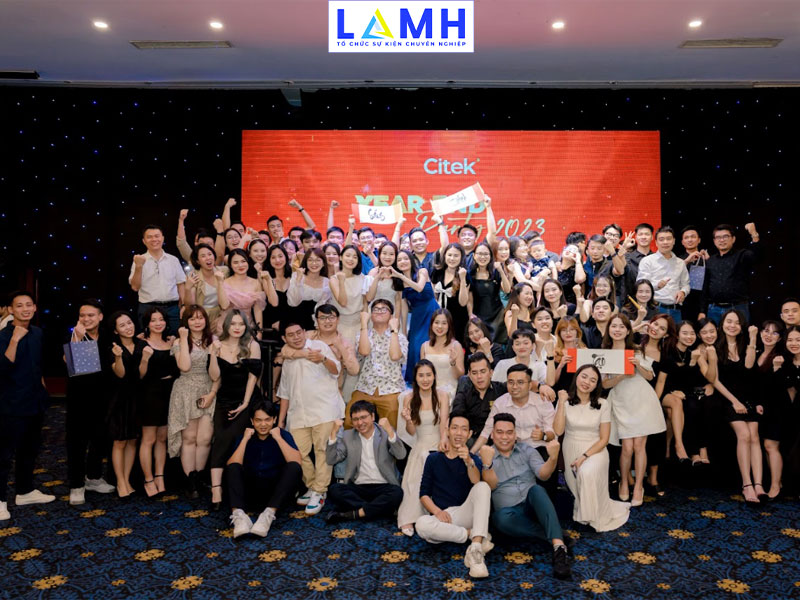 bữa tiệc cuối năm