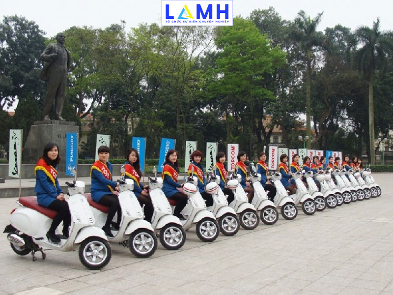 chuẩn bị nhân sự tổ chức chạy roadshow