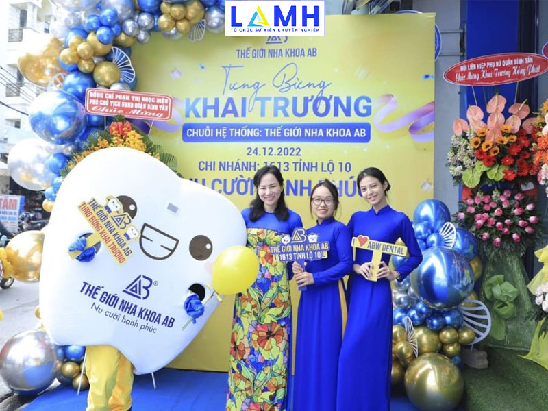 lựa chọn thời gian và địa điểm khai trương nha khoa