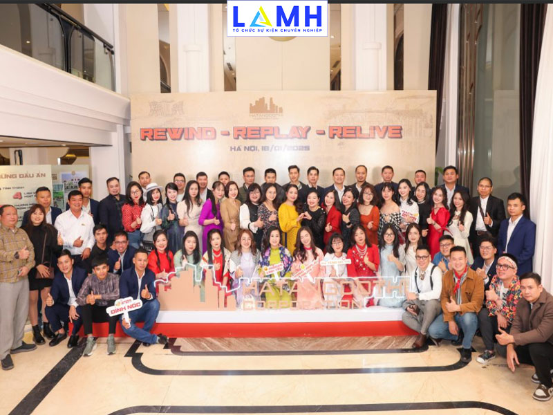 tổ chức gala dinner ấn tượng cùng lamh