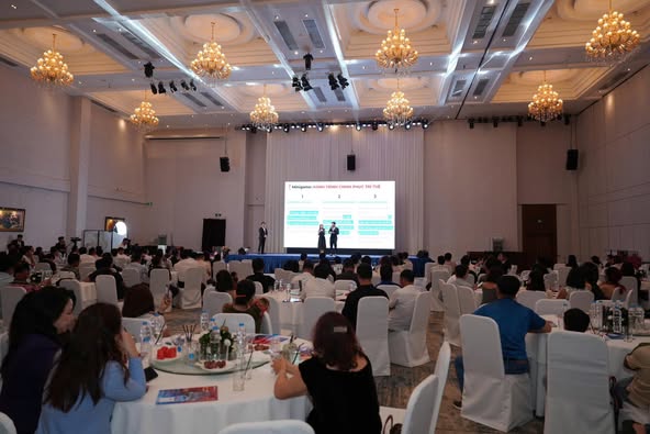 MC HỒ LÂM. MC sự kiện Gala Dinner - hội nghị khách hàng